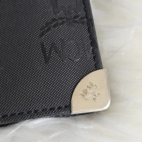 ❌SOLD❌ 🖤MCM Bifold🖤 - Picture 7 of 7